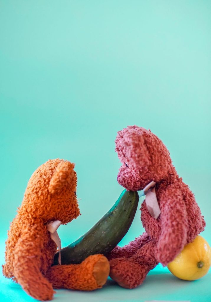 Giovane donna seducente